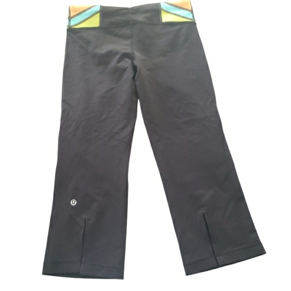 Lululemon Gather & Crow Crop Legging- 6 - Picture 1 of 4
